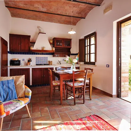 Linearis E By Interhome SantʼAppiano